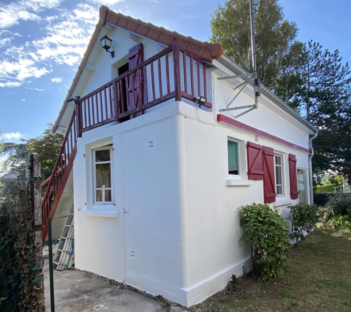 Façade côté latéral après ravalement