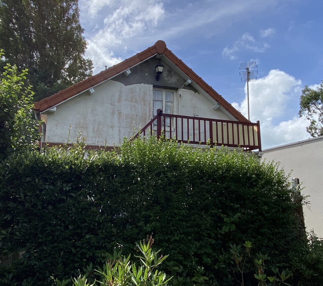 Façade vue pignon avant ravalement